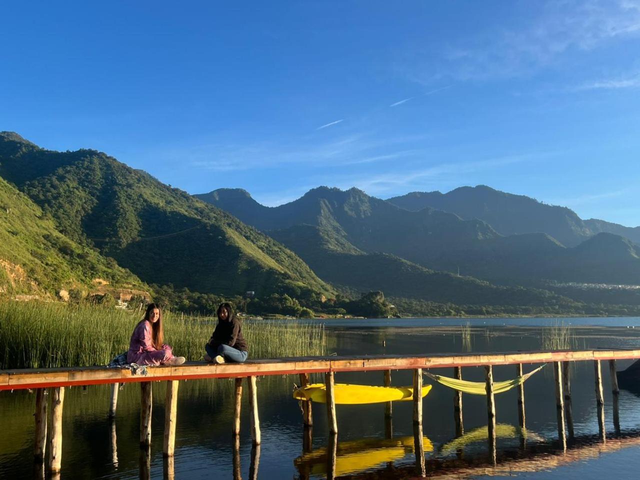 Mundo Abu San Juan La Laguna Luaran gambar