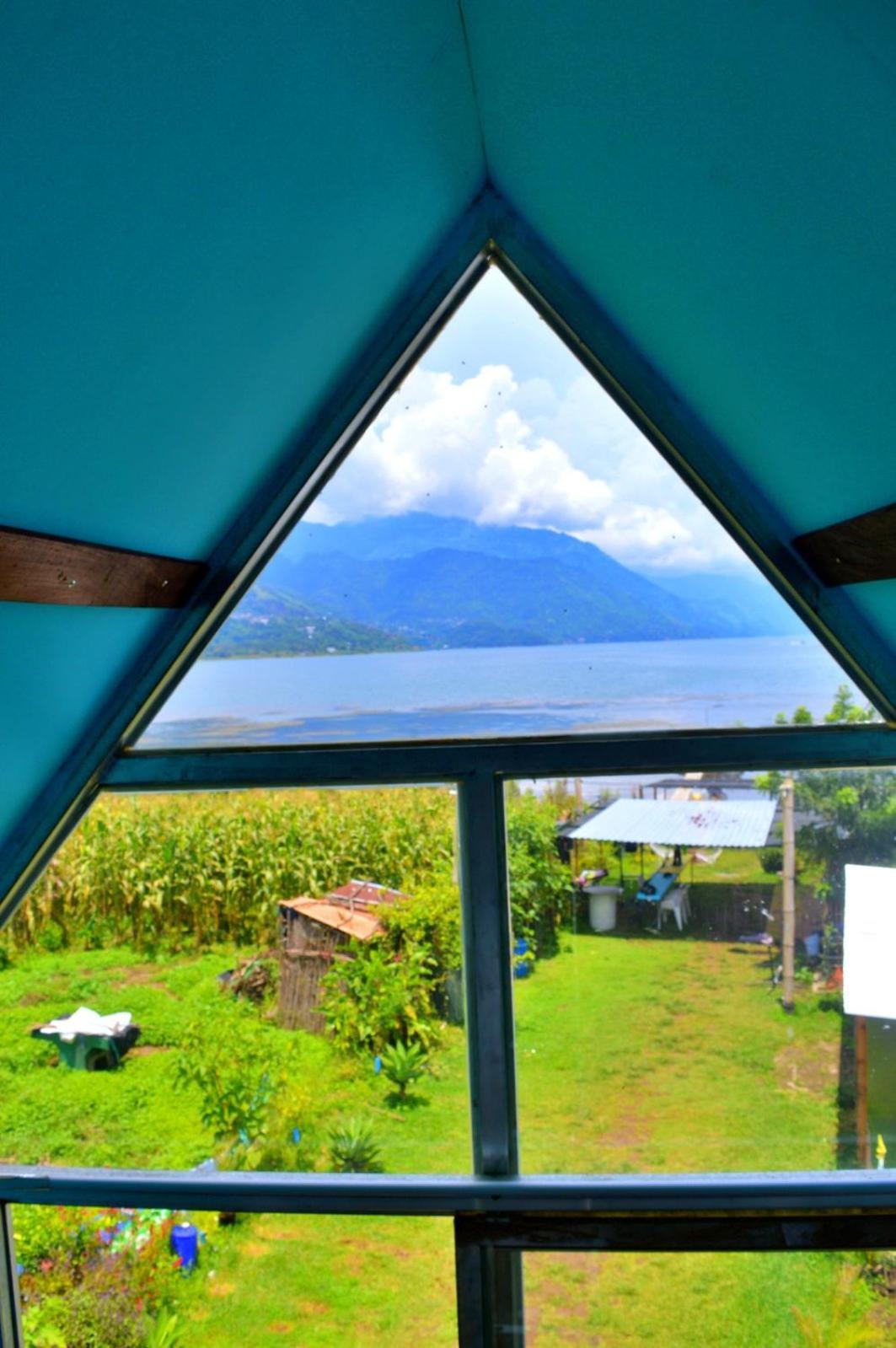 Mundo Abu San Juan La Laguna Luaran gambar